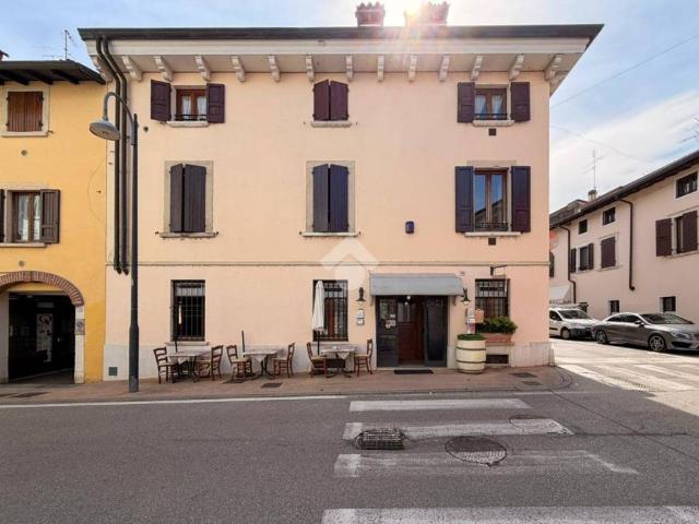 Attività / Licenza in vendita a Desenzano del Garda BS