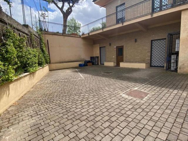 Immobile in vendita a Frascati RM
