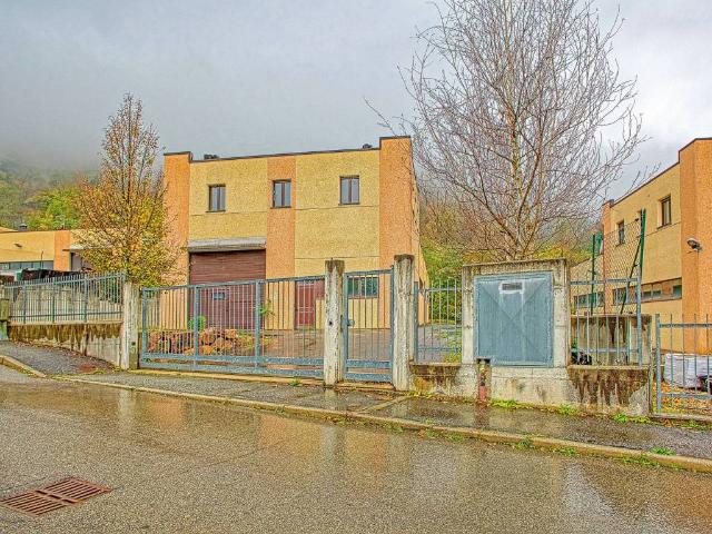 Immobile in vendita a Lavena Ponte Tresa VA