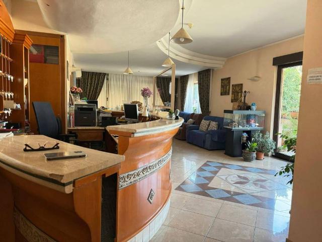 Attività / Licenza in vendita a Lamezia Terme CZ