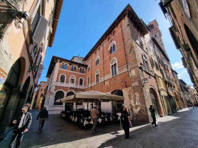 Immobile in vendita a Lucca LU