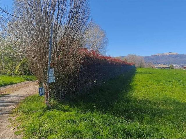 Terreno in vendita a Lurago d'Erba CO