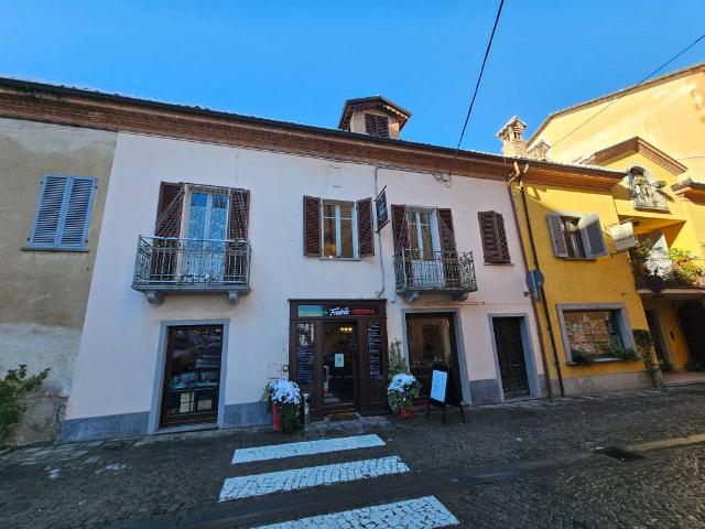 Immobile in vendita a Monforte d'Alba CN
