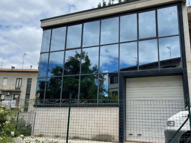 Immobile in vendita a Monte San Pietrangeli FM