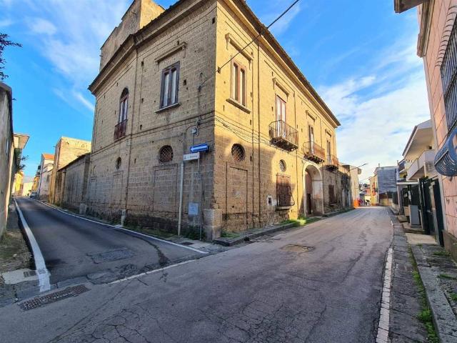 Immobile in vendita a Macerata Campania CE