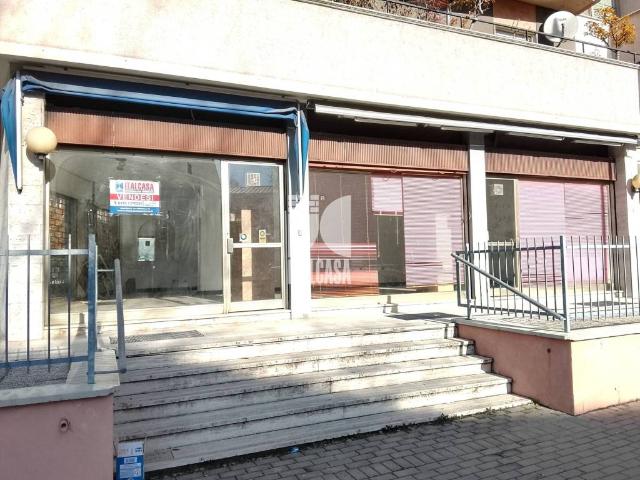 Palazzo / Stabile in vendita a Mantova MN