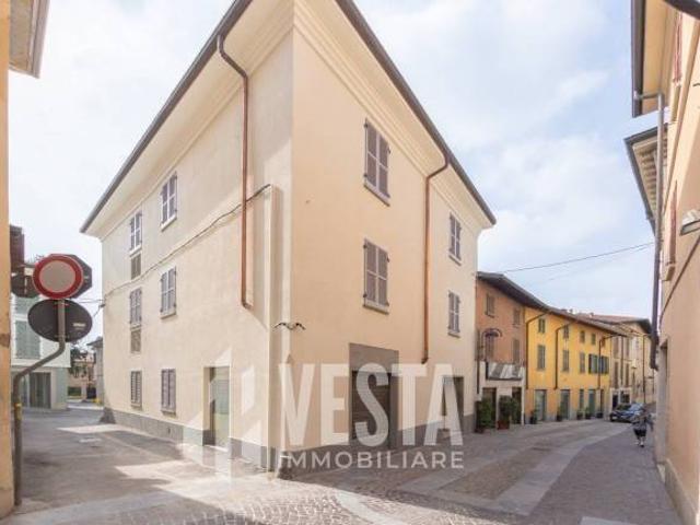 Immobile in vendita a Merate LC