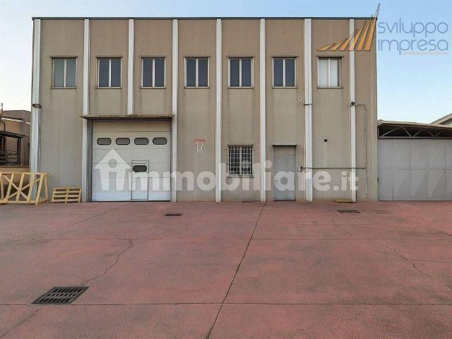 Immobile in vendita a Nova Milanese MB