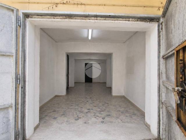 Box / Garage in vendita a Napoli NA