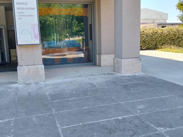 Immobile in vendita a San Nicola la Strada CE