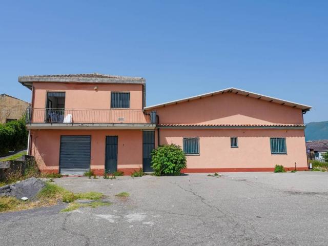 Immobile in vendita a Santa Venerina CT
