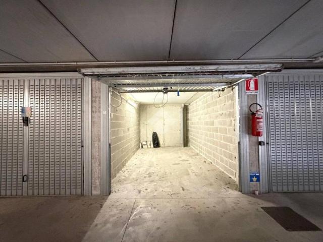 Box / Garage in vendita a Seriate BG