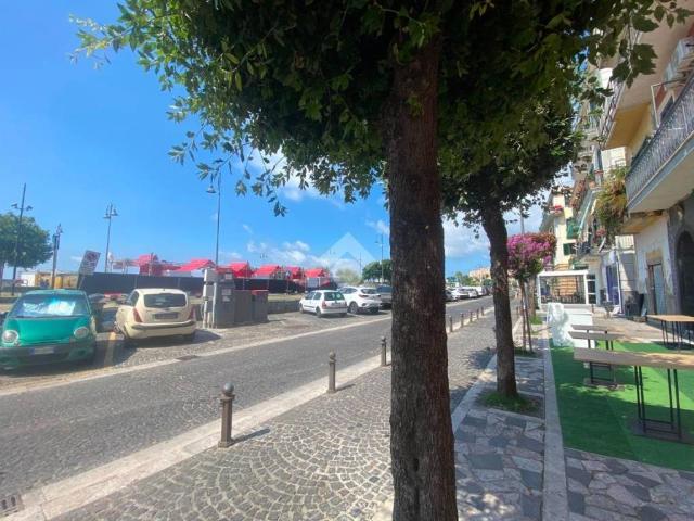 Immobile in vendita a Pozzuoli NA