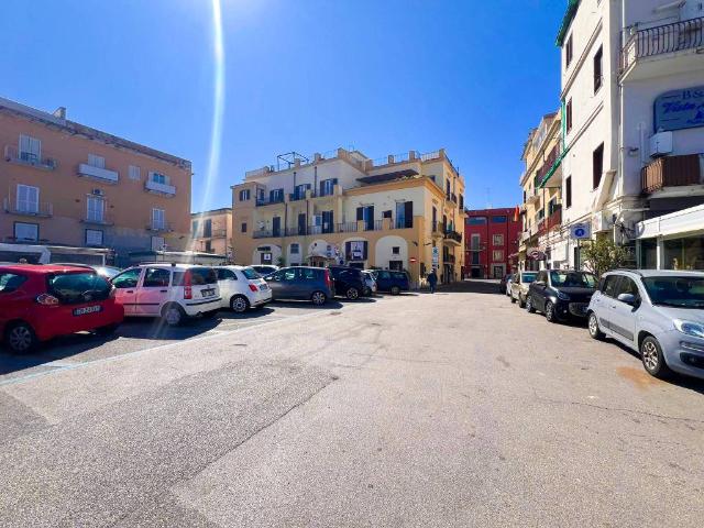 Immobile in vendita a Pozzuoli NA
