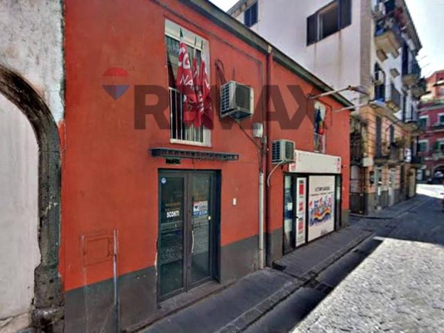 Immobile in vendita a Pozzuoli NA