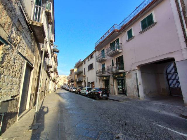 Immobile in vendita a Pomigliano d'Arco NA