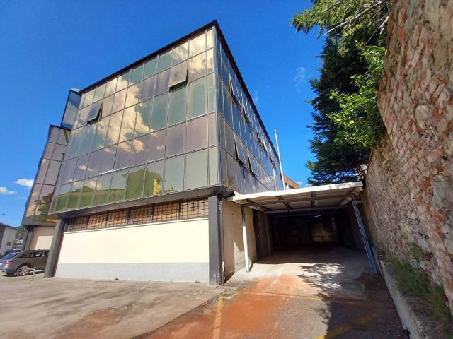 Immobile in vendita a Pescia PT