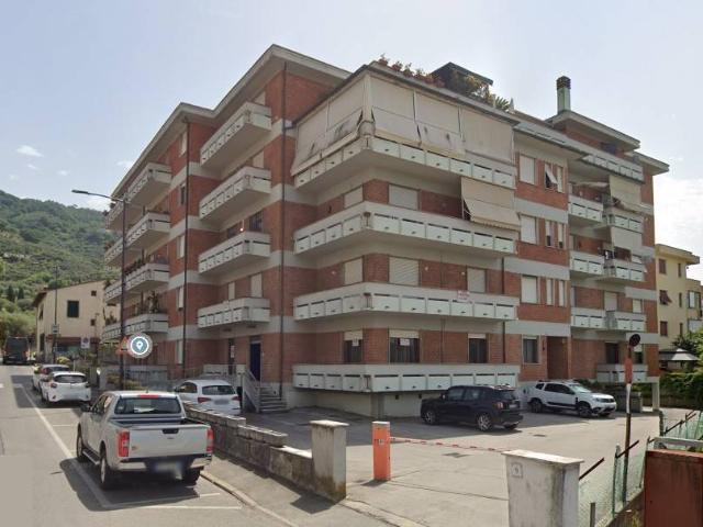Immobile in vendita a Pescia PT