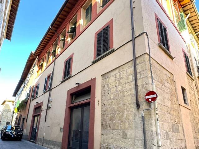 Immobile in vendita a Prato PO