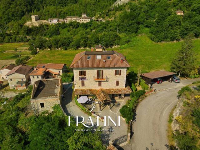 Immobile in vendita a Roccafluvione AP
