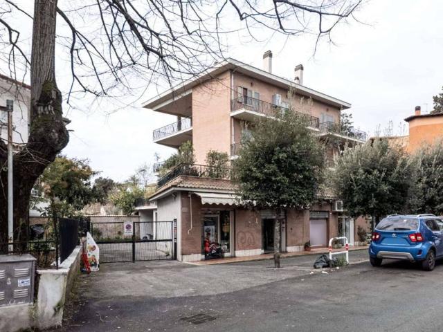 Immobile in vendita a Roma RM