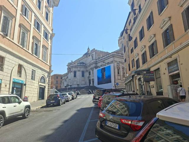 Immobile in vendita a Roma RM