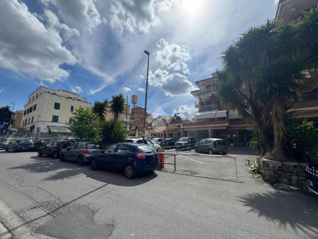 Attività / Licenza in vendita a Roma RM
