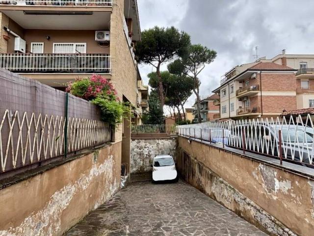 Immobile in vendita a Roma RM
