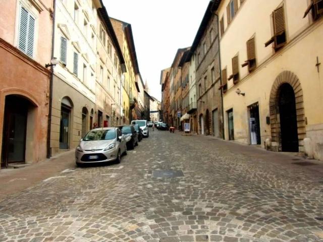 Immobile in vendita a Urbino PU