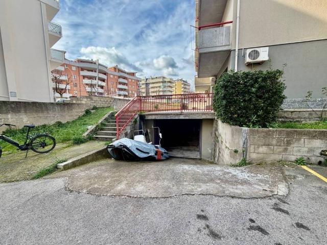Immobile in vendita a Vasto CH