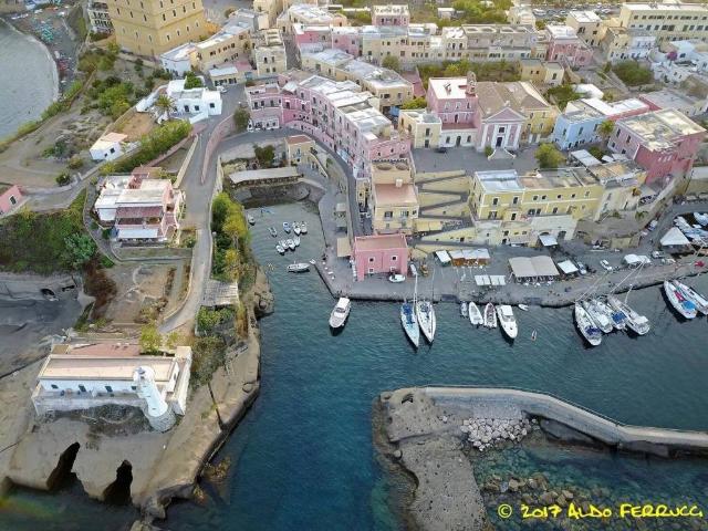 Immobile in vendita a Ventotene LT
