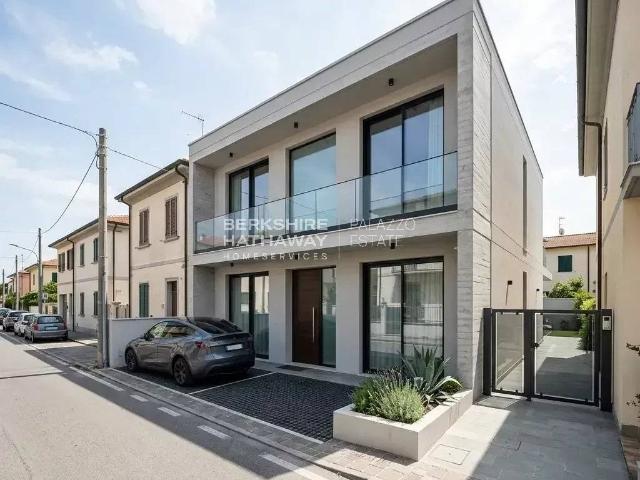 Immobile in vendita a Viareggio LU
