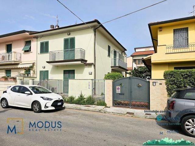 Immobile in vendita a Viareggio LU