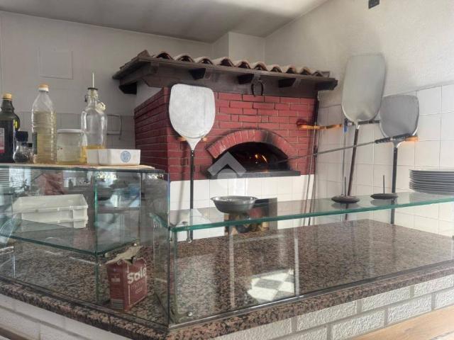 Attività / Licenza in vendita a Villafranca di Verona VR