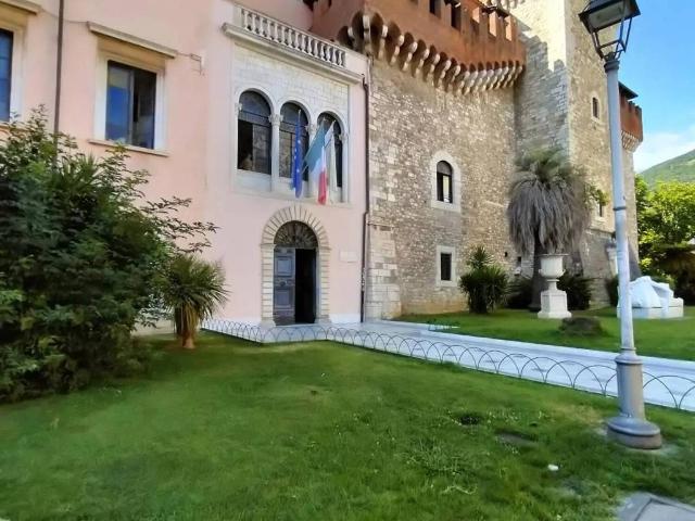 Immobile in affitto a Carrara MS
