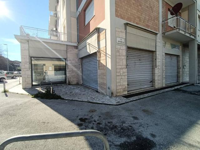 Immobile in affitto a Chiaravalle AN