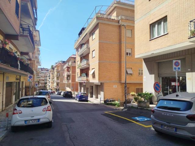Immobile in affitto a Albano Laziale RM