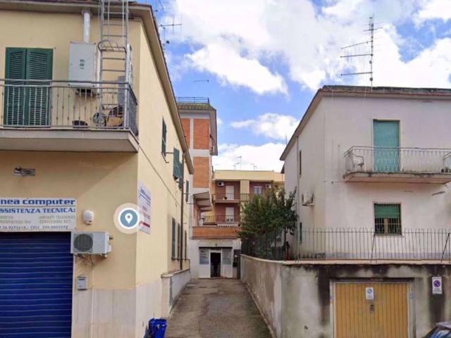 Immobile in affitto a Aprilia LT