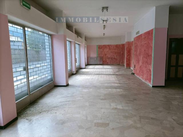 Immobile in affitto a Borgosesia VC