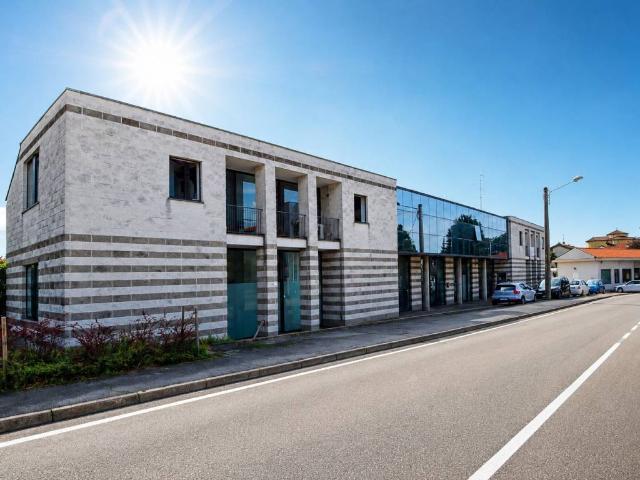 Immobile in affitto a Bregnano CO