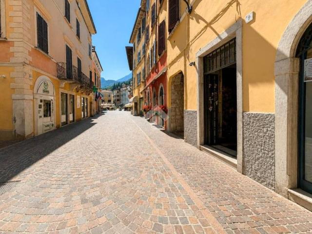 Immobile in affitto a Gargnano BS