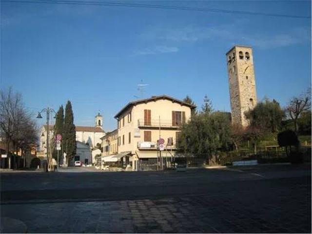 Immobile in affitto a Desenzano del Garda BS