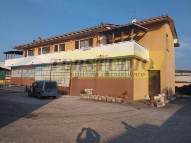 Immobile in affitto a Olginate LC