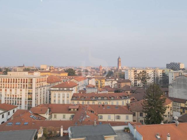 Immobile in affitto a Monza MB