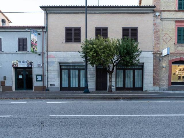 Immobile in affitto a Maiolati Spontini AN