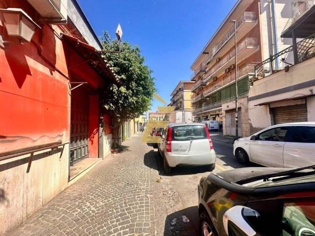 Attività / Licenza in affitto a San Giorgio a Cremano NA