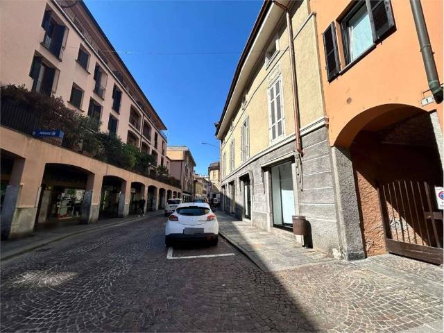 Immobile in affitto a Sesto Calende VA