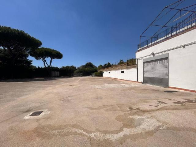 Immobile in affitto a Pozzuoli NA