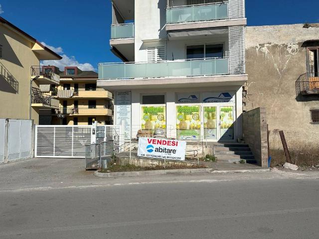 Immobile in affitto a Palma Campania NA