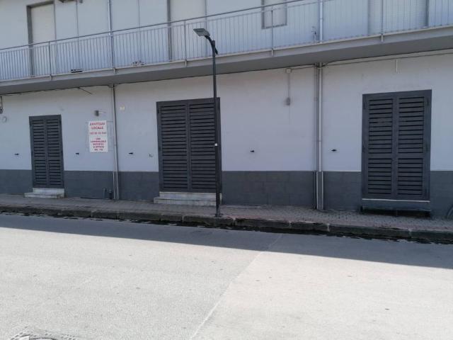 Immobile in affitto a Parete CE